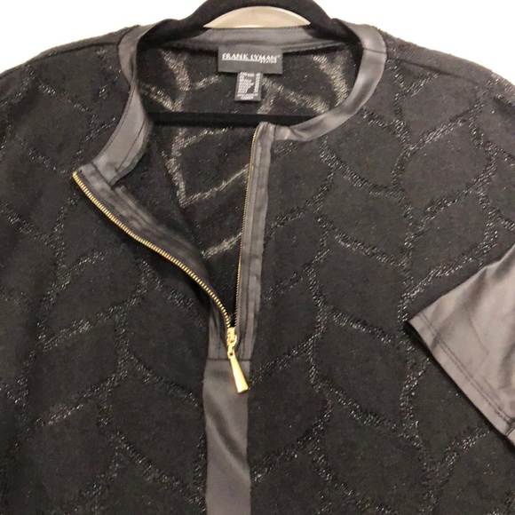 Black blouse - Picture 4 of 5